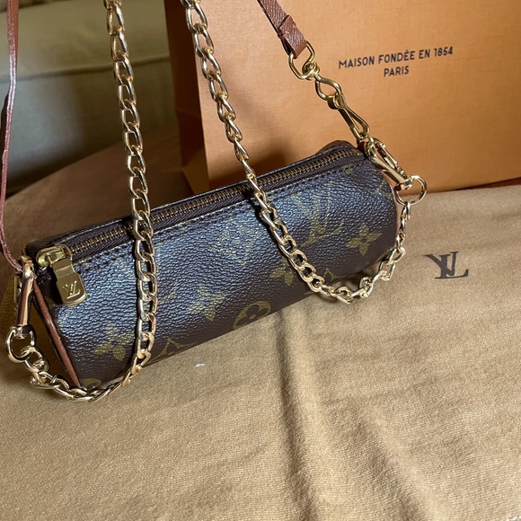 Louis Vuitton, miniPapillon - Picture 16 of 16